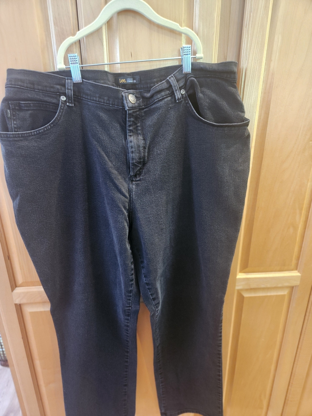 Lee Women's Straight-Leg Black Jeans
